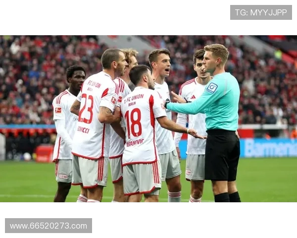 柏林联合半场一球领先勒沃库森